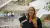 Marloes Keetels laat trots haar diploma en gouden medaille zien