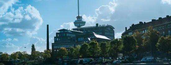Rotterdamse skyline met Euromast.